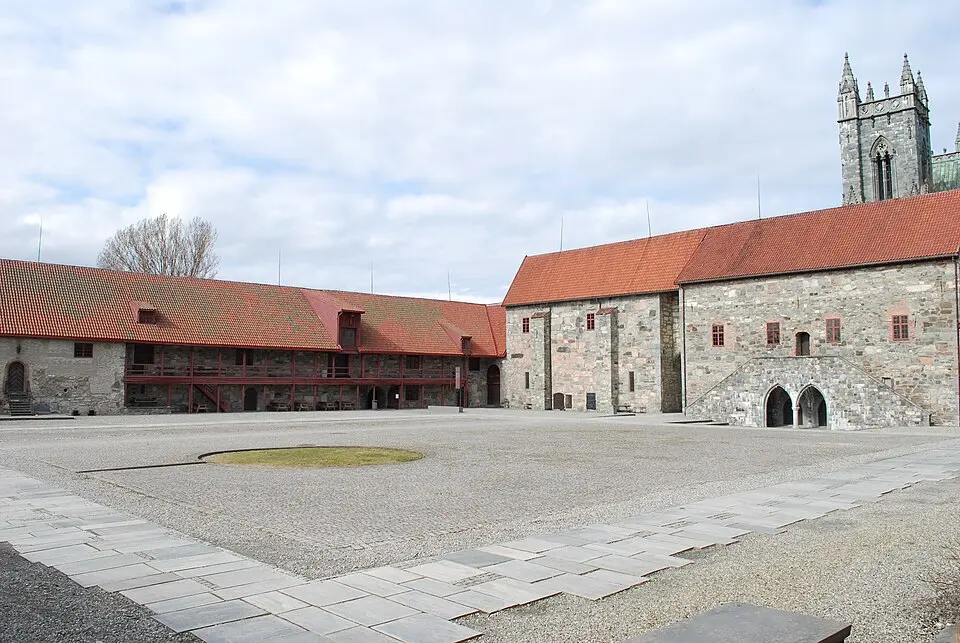 palais archiépiscopal de Trondheim