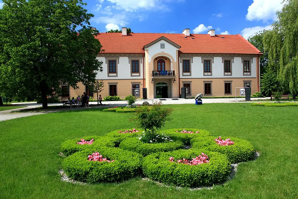 Pałac Lubomirskich w Charzewicach