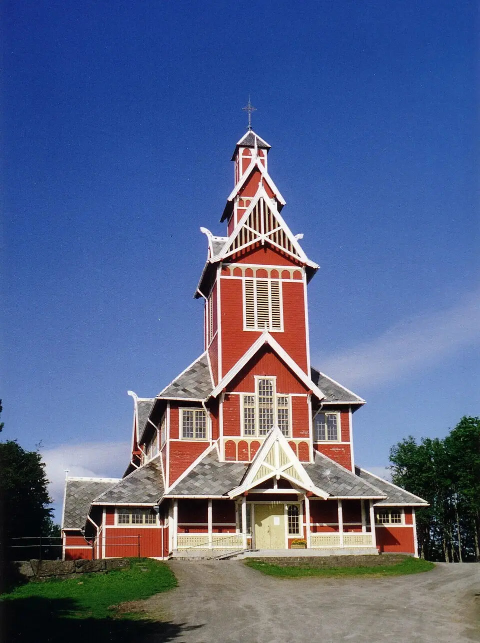 Buksnes kirke