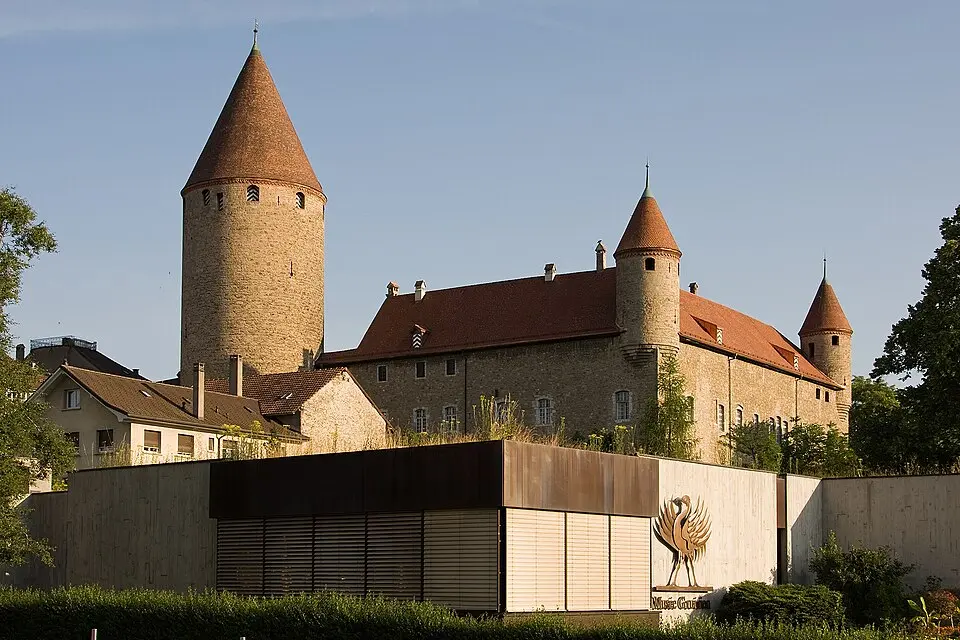 Schloss der Bischöfe von Lausanne, dann Vogteiresidenz und Präfektur