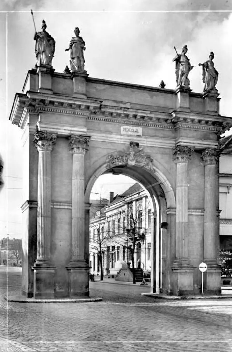 Berlin Gate