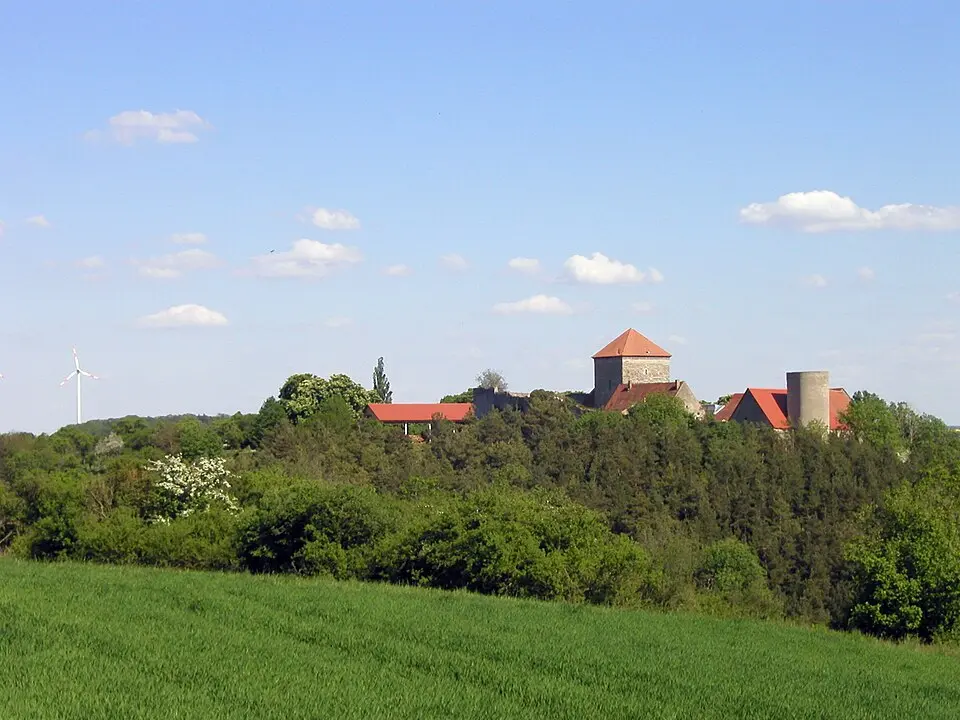 Kép: Schorle · CC BY-SA 3.0 Burg Brauneck