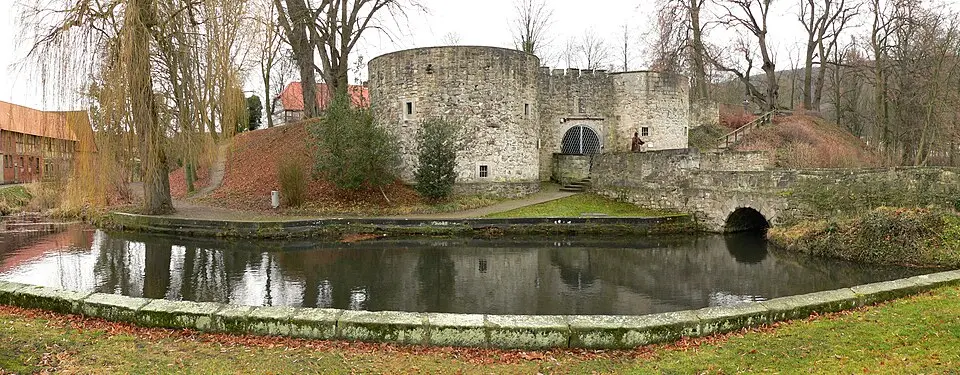 Slika: Axel Hindemith · CC BY 3.0 Burg Coppenbrügge