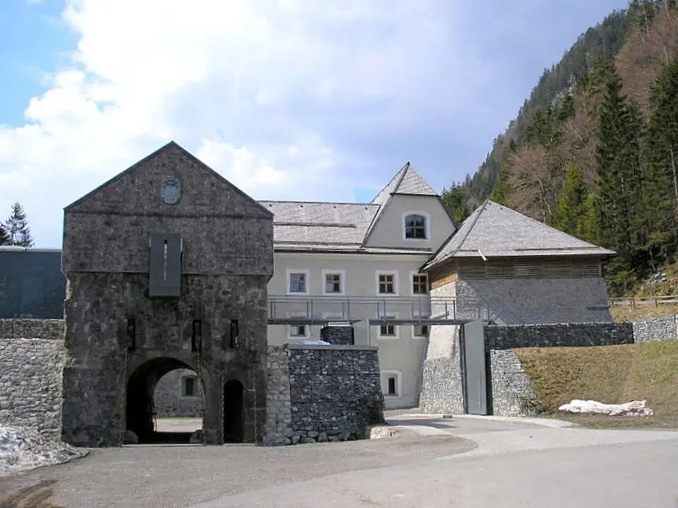 Slika: Dark Avenger · Public domain Ehrenberger Klause
