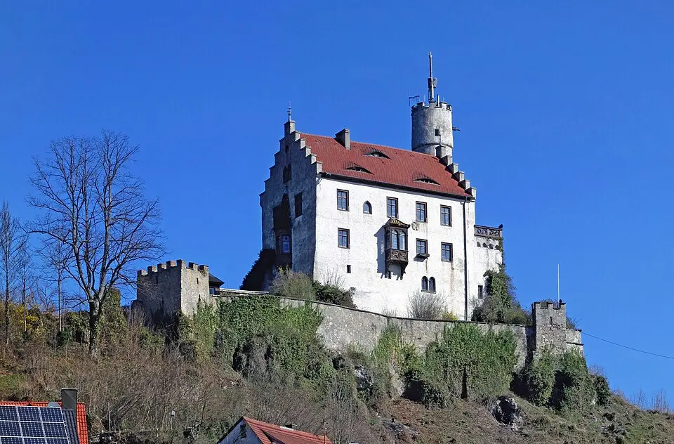 Obrázok: Rainer Lippert · CC0 Burg Gößweinstein