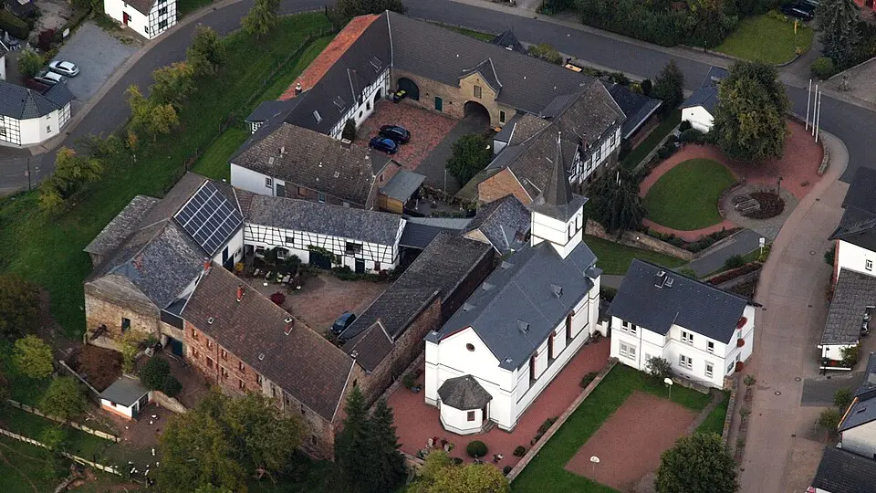 Burg Hausen