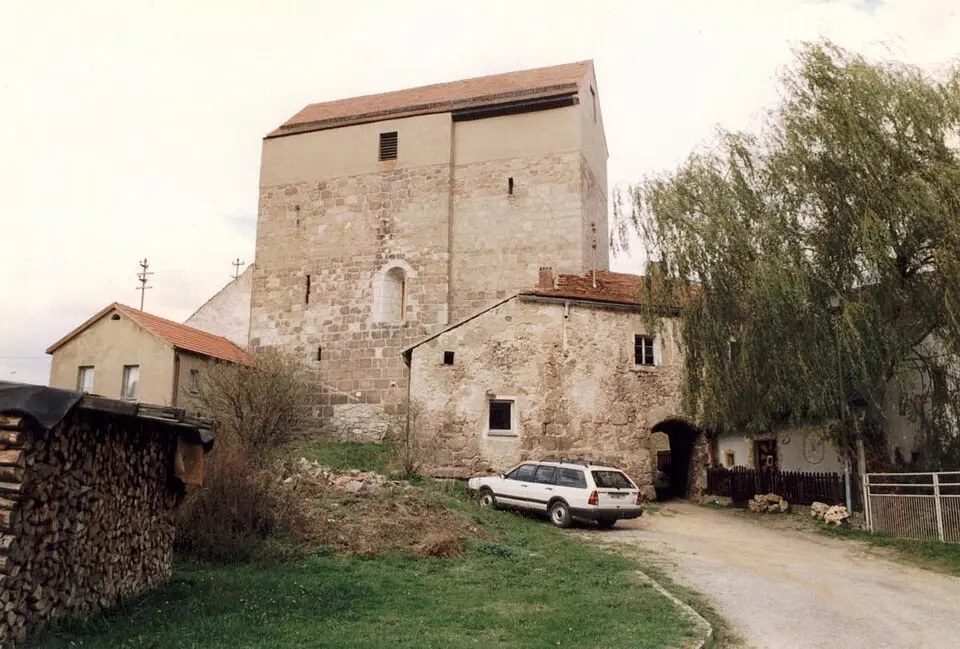 Immagine: MacElch (Rainer Kunze) · CC BY-SA 3.0 Burg Hof am Regen