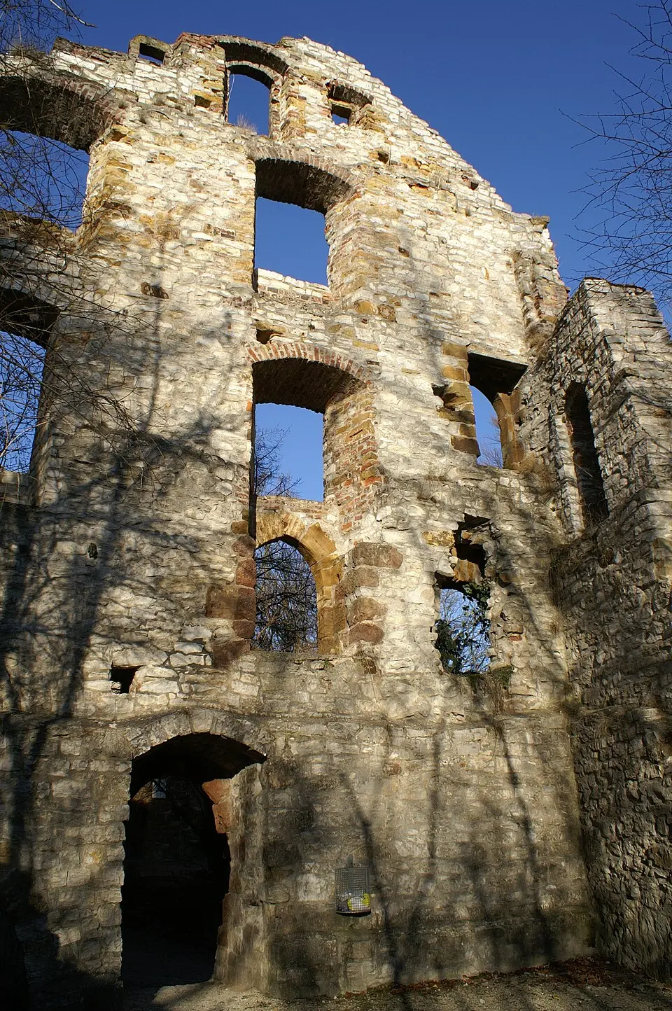 Bild: Dr. Eugen Lehle · CC BY-SA 3.0 Burg Scharfenberg (Donzdorf)