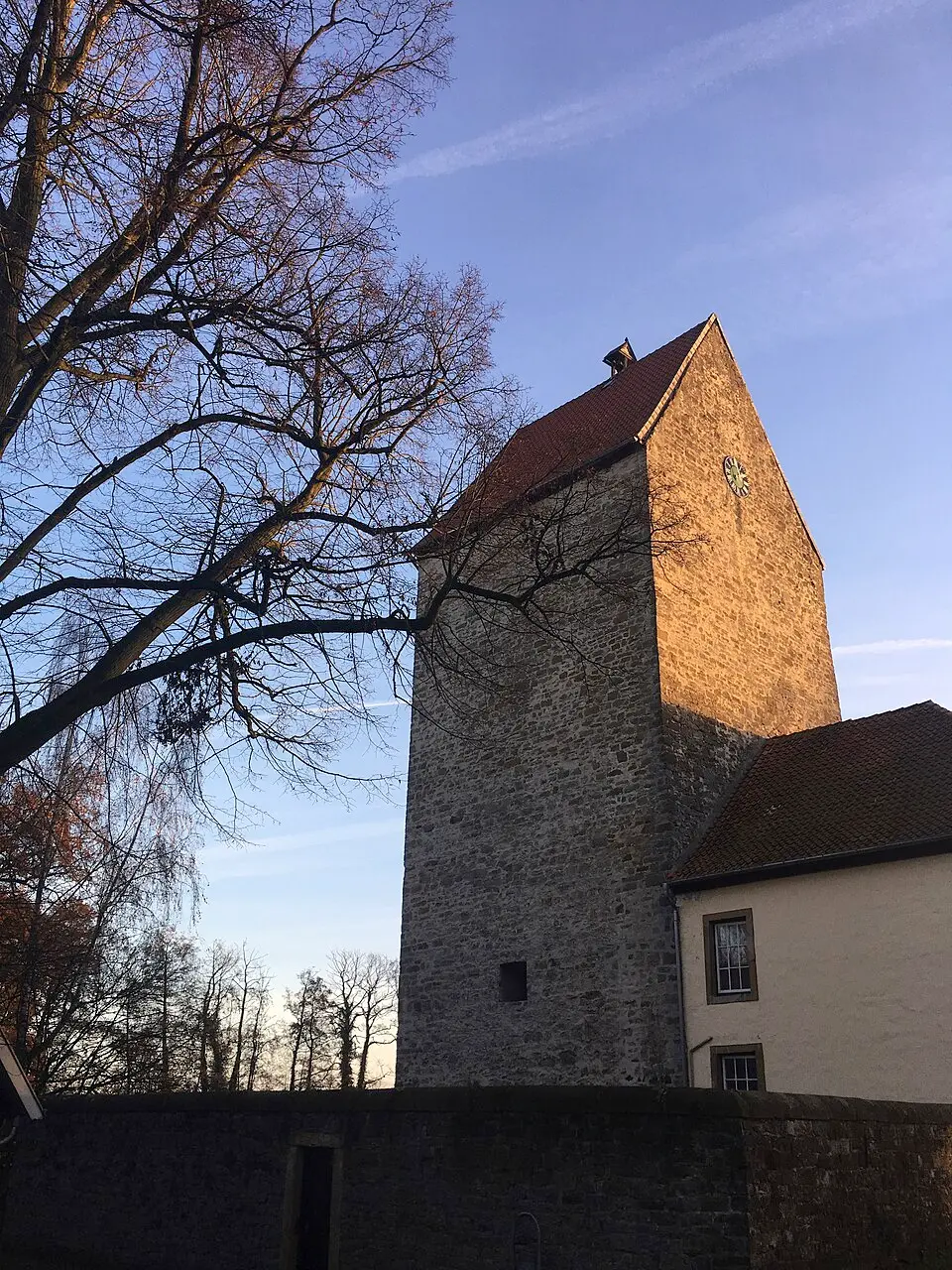 Image: Megalithicguy · CC BY-SA 4.0 Burg Wittlage