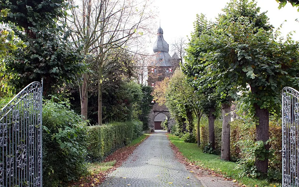 Burg Efferen