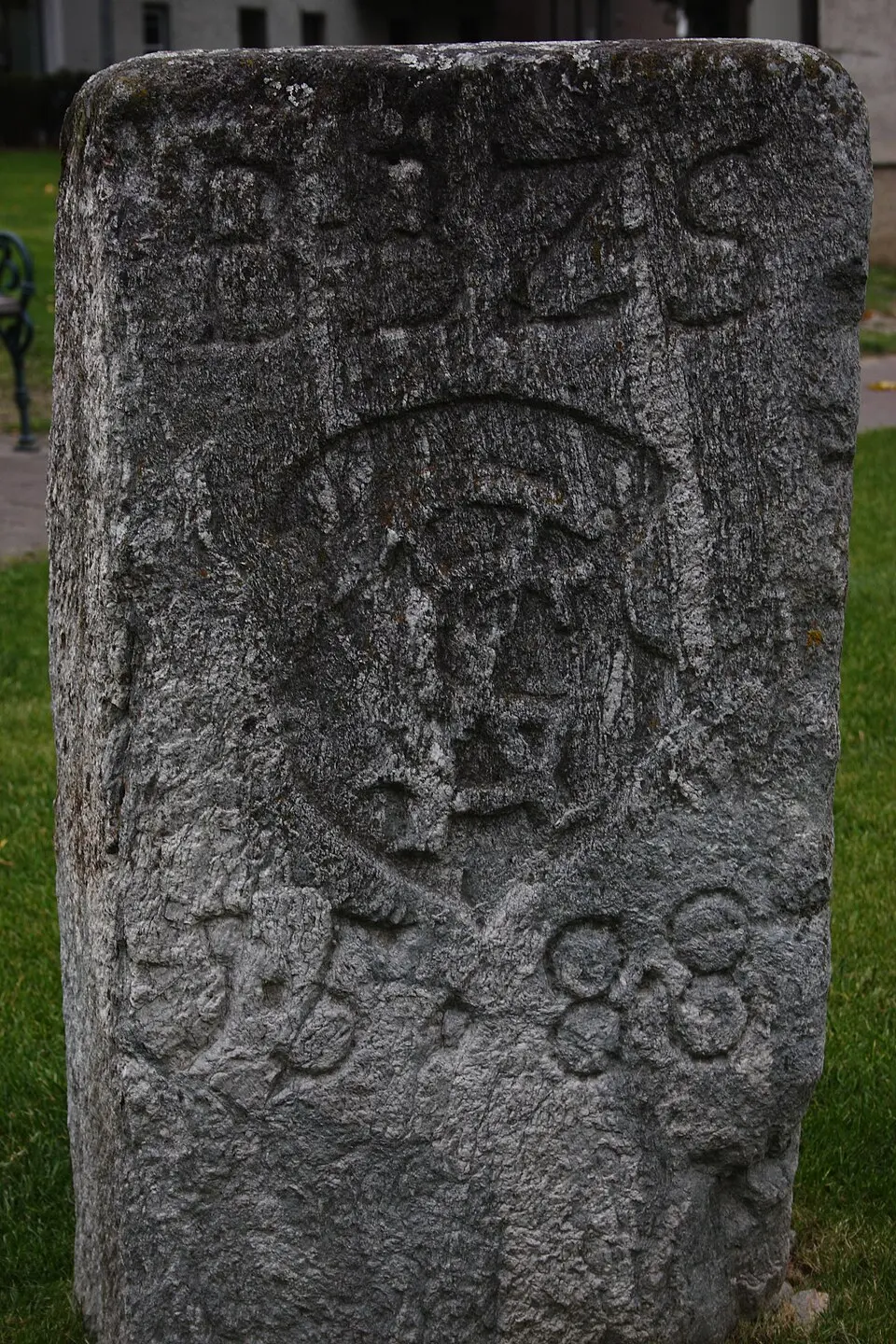 Obrázok: Ewald Gabardi · CC BY-SA 3.0 Bürgerschafts-Burgfriedstein