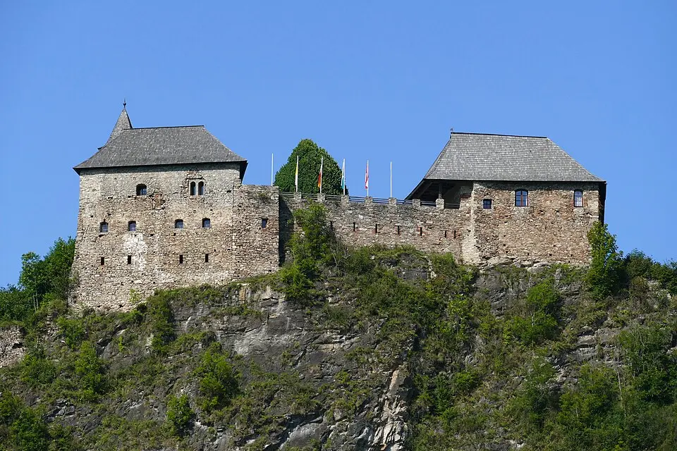 Bild: Worldfootage · CC BY-SA 4.0 Burgruine Dürnstein