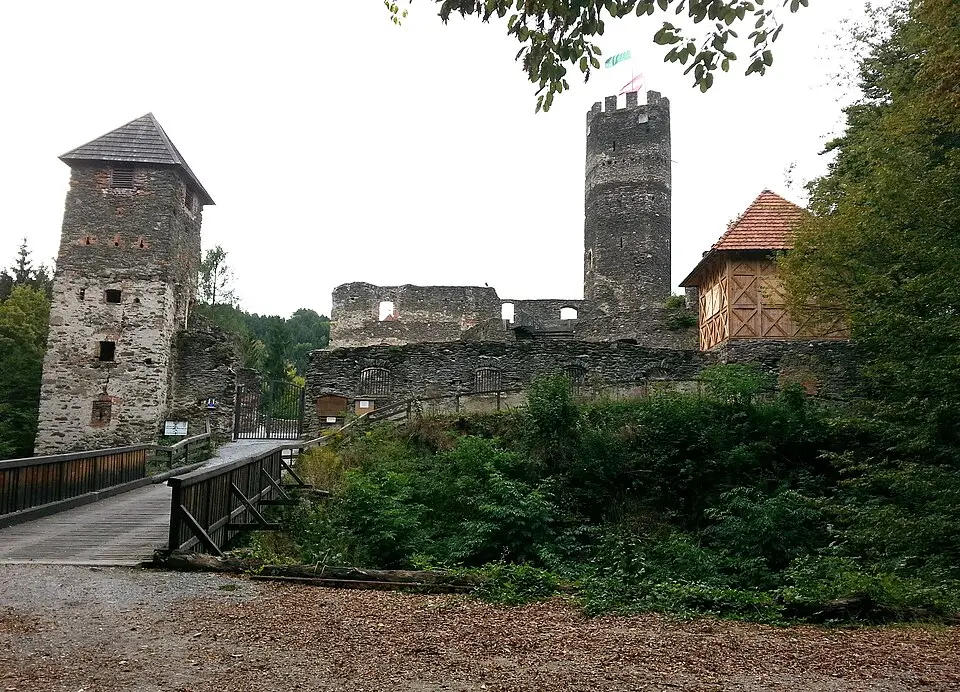 Bild: Liuthalas · CC BY-SA 3.0 AT Burg Krems