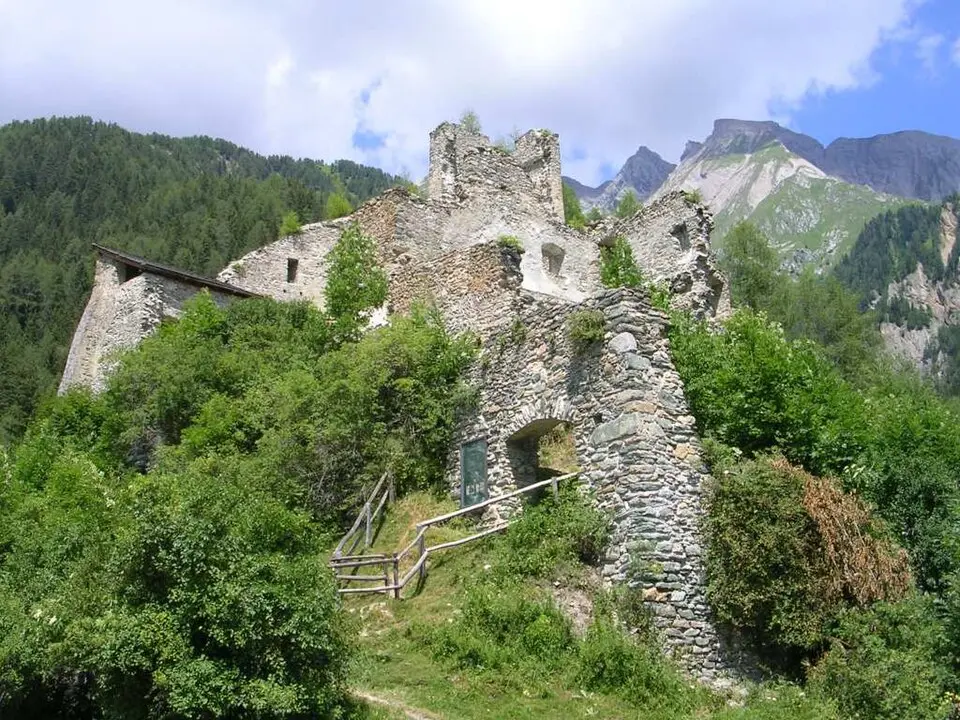 Burgruine Rabenstein (Virgen)