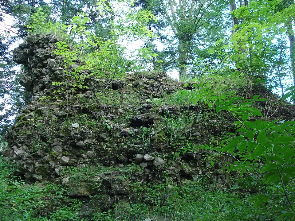 Obrázok: Huben-soell · CC BY-SA 4.0 Burgruine Speckerturm