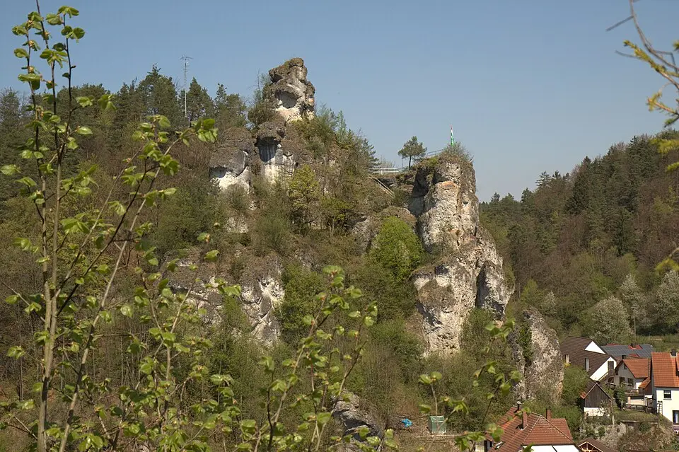 Burgstall Oberntüchersfeld