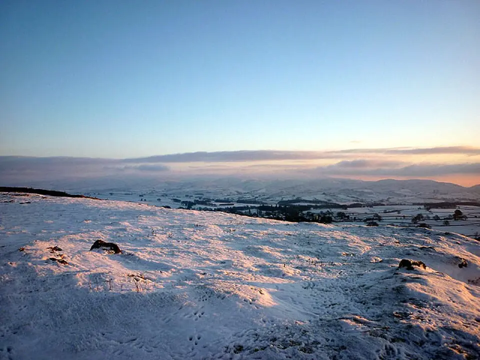 Ring cairn north-west of Cattle Howe