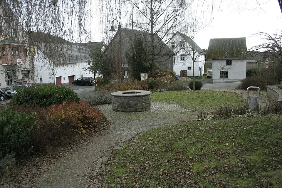 Immagine: User:Claudioverfuerth · CC BY-SA 3.0 Busenhausen
