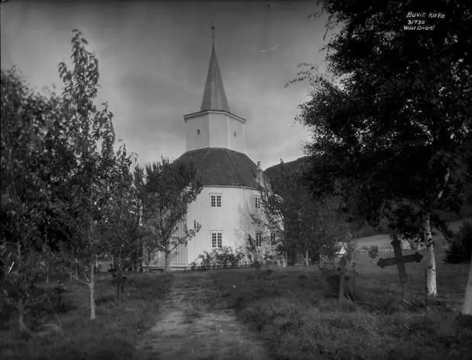Buvik kirke