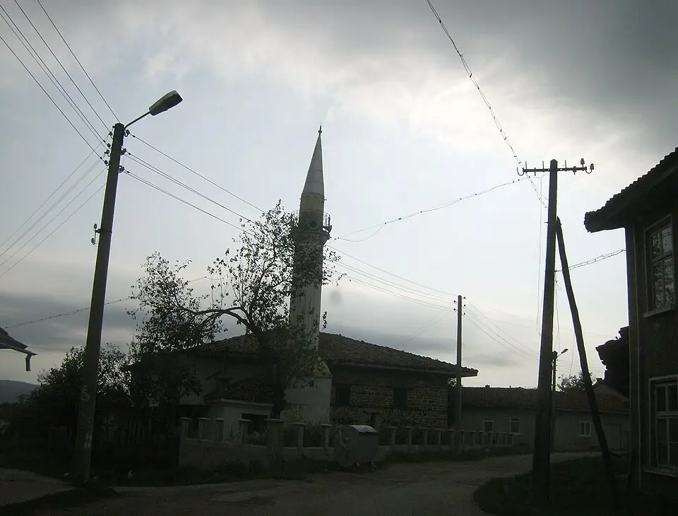 Image: Izvora · Public domain Byala reka
