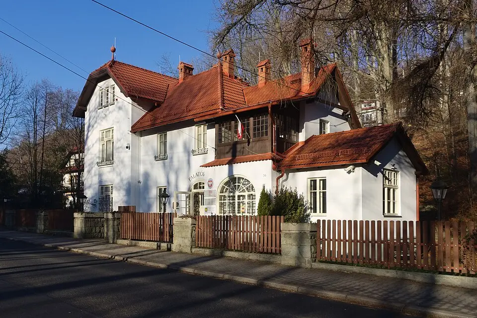 Willa Juliana Fałata (tzw. Fałatówka) w Bystrej