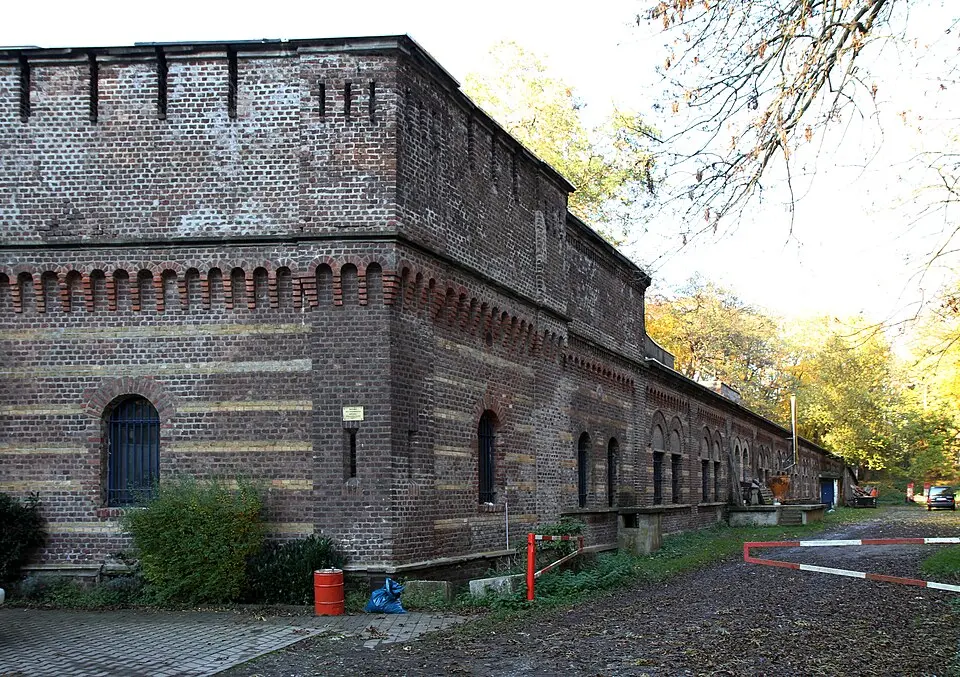 Fort IV
