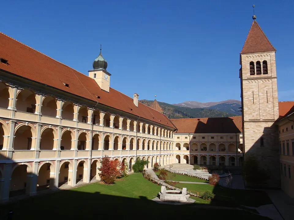 Bild: Dnalor 01 · CC BY-SA 3.0 AT Stift Seckau