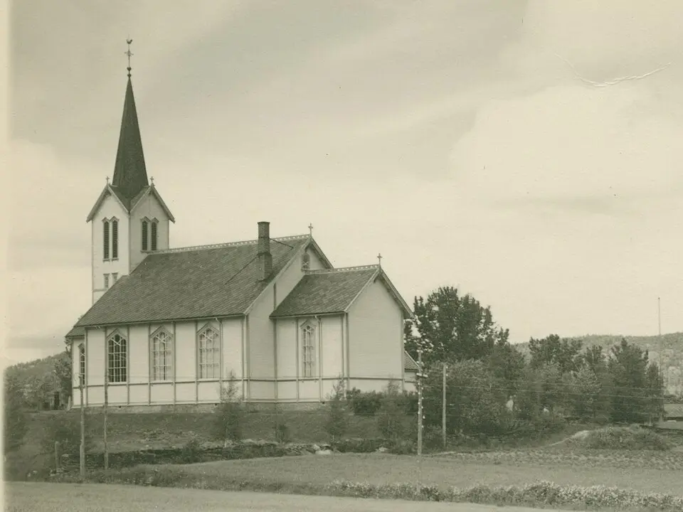 Åsen kirke