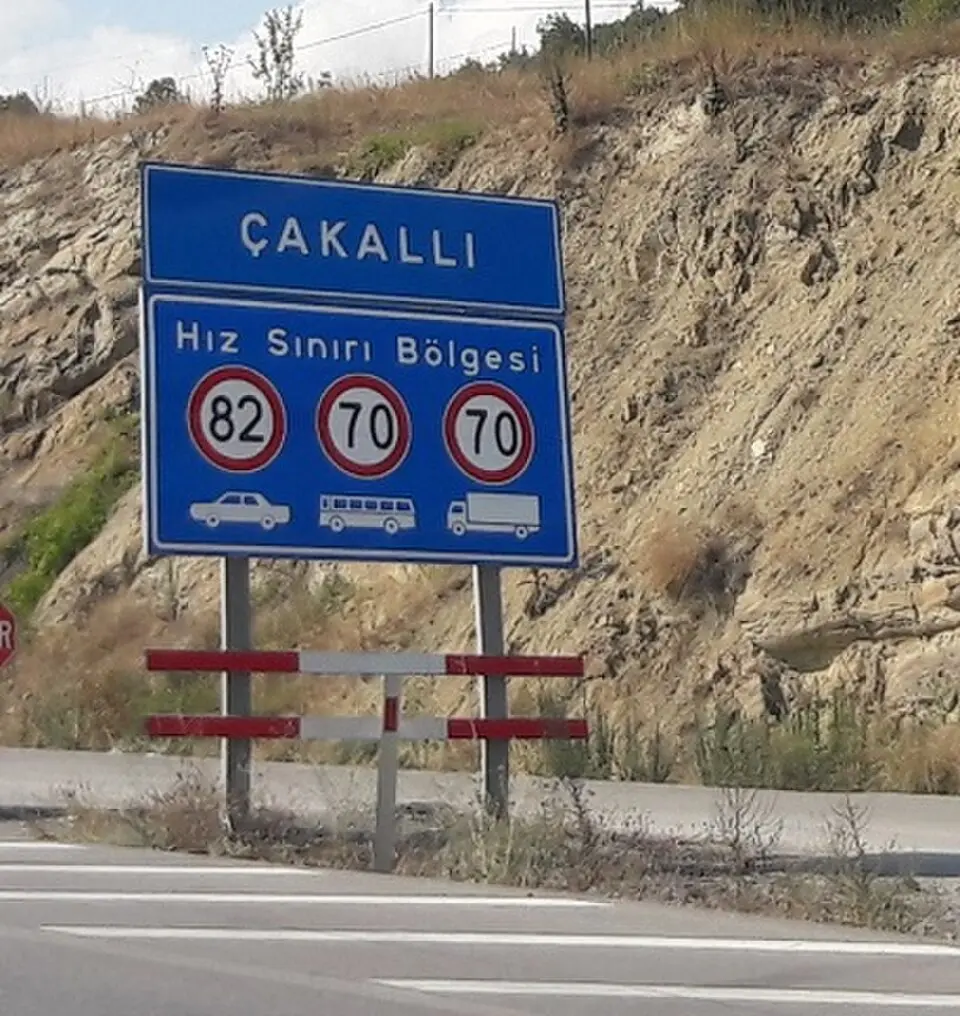 Çakallı
