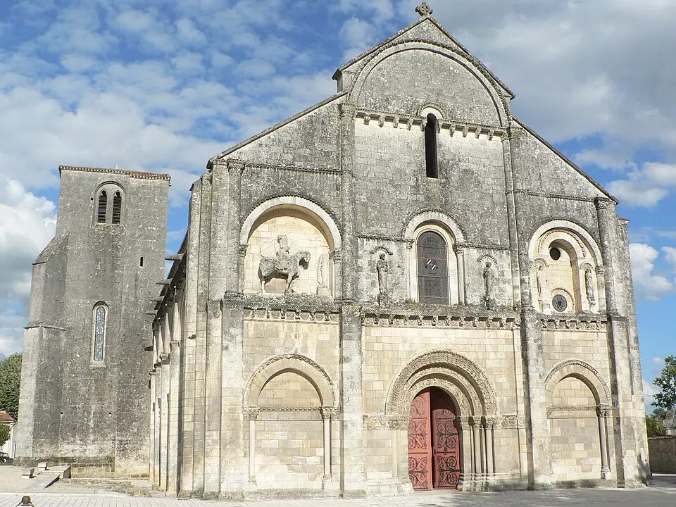 Bild: Oxo · CC BY-SA 3.0 église Saint-Pierre de Châteauneuf-sur-Charente
