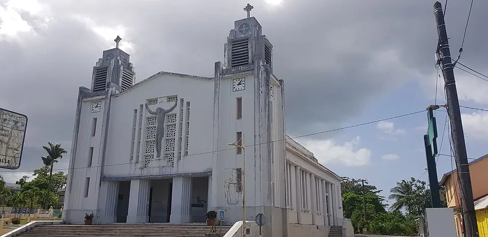 église de la Sainte-Trinité de Lamentin