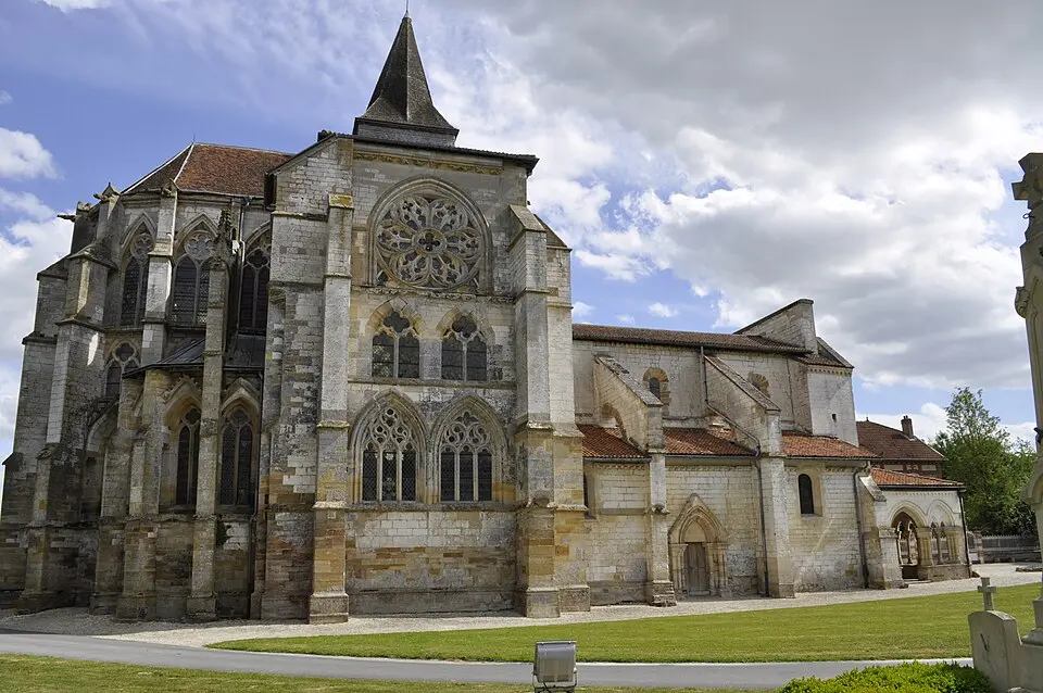 Image: Prosopee · CC BY 3.0 Saint-Amand-sur-Fion