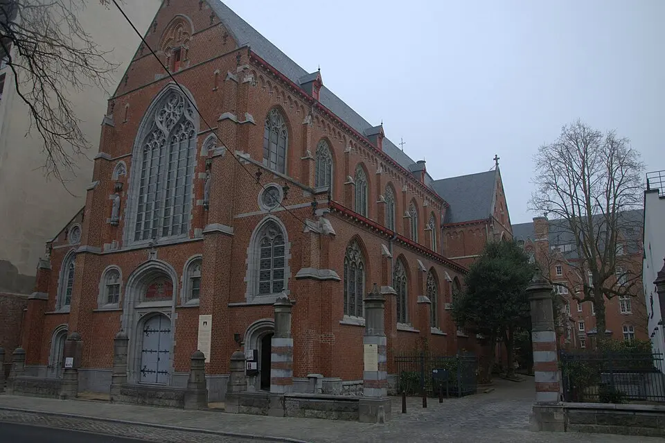 Obrázok: Mélioratif · CC BY-SA 4.0 Kerk en klooster van de Dominikanen en binnentuin