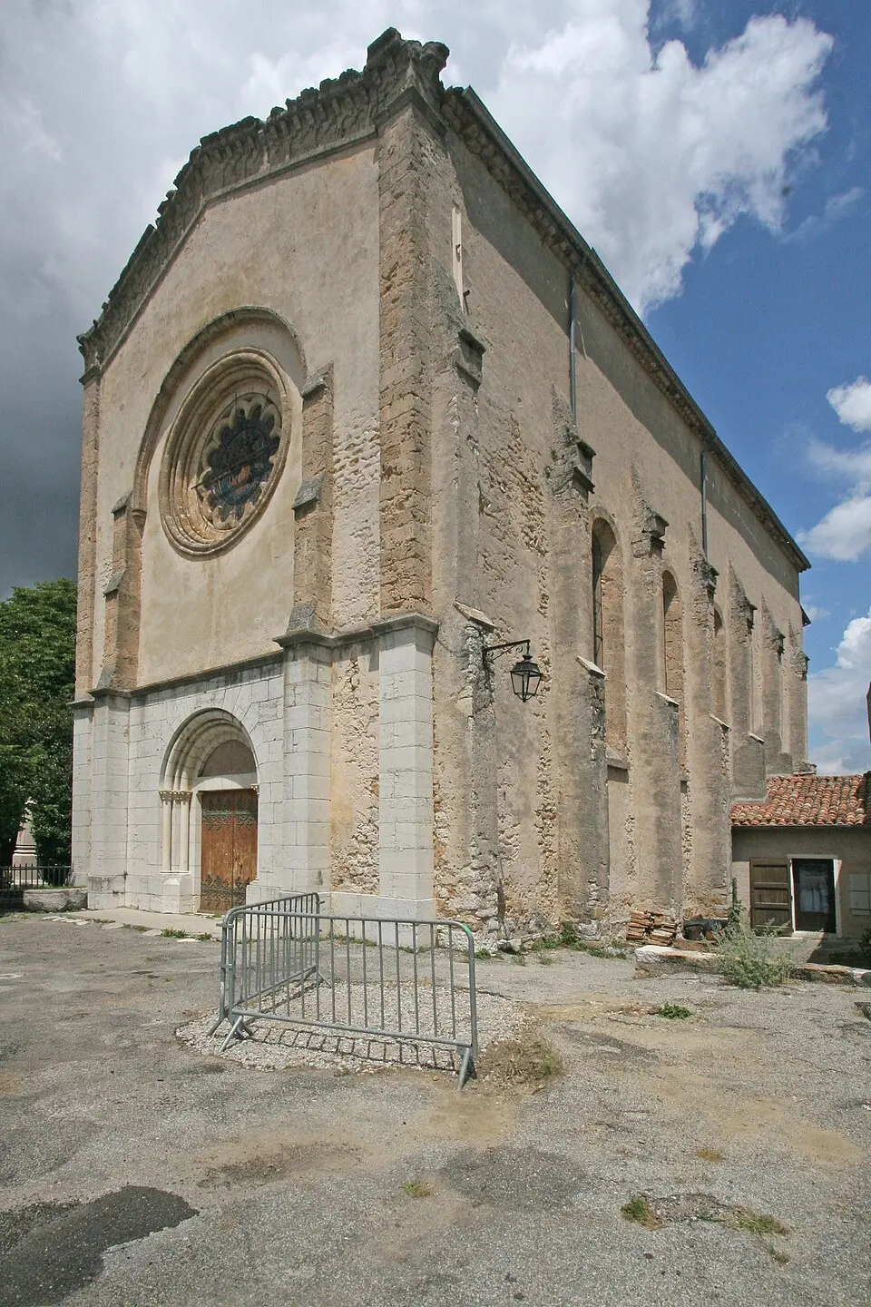 Bild: Petr1888 · CC BY-SA 4.0 église Notre-Dame-de-Vauvert de La Palud-sur-Verdon