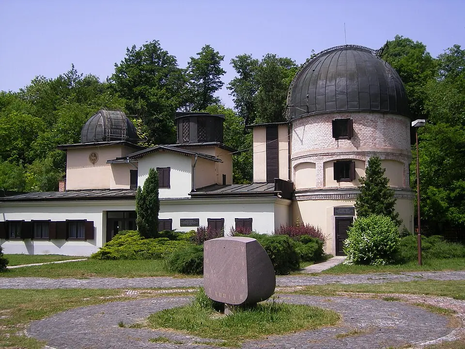 Obrázok: Szeder László · CC BY-SA 4.0 Múzeum Mikuláša Thegeho Konkolyho