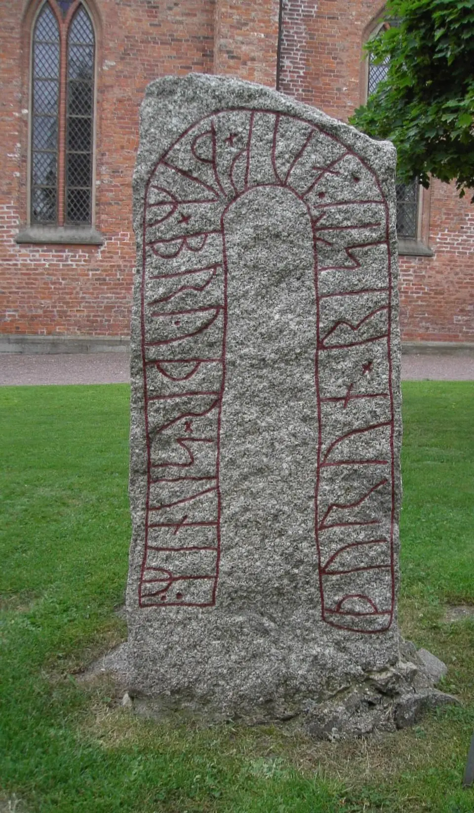 Östergötlands runinskrifter 165