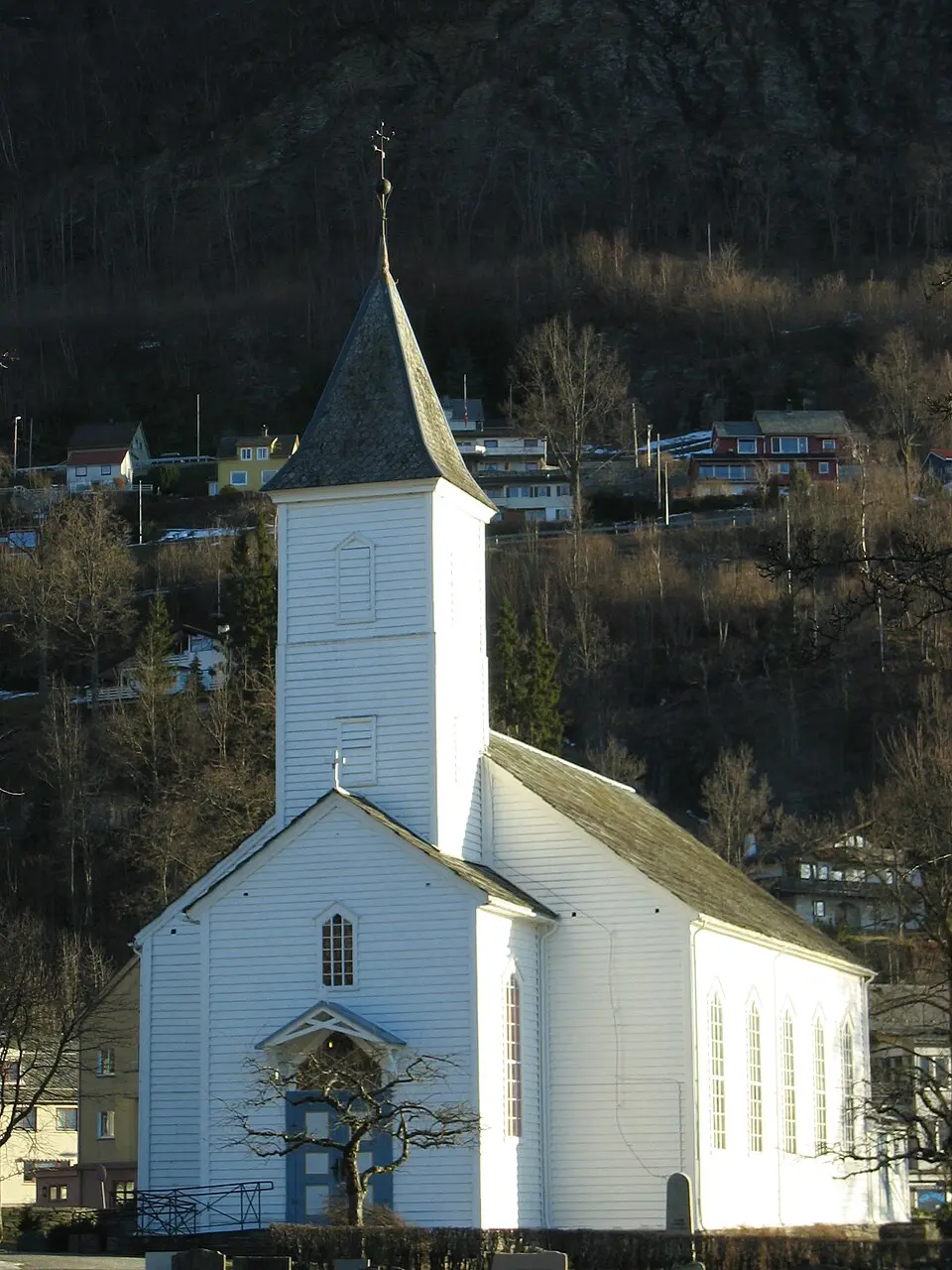 Øystese Church