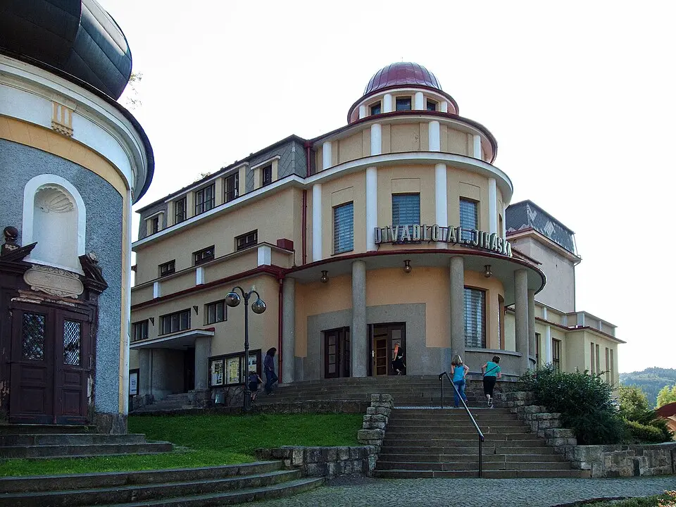 Divadlo Aloise Jiráska