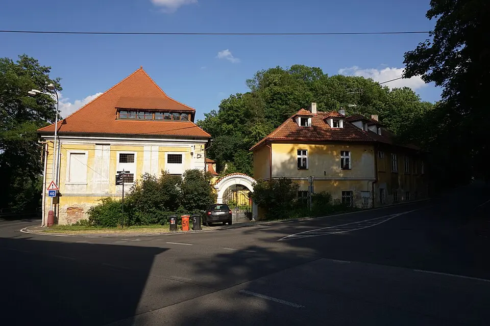 Obrázek: MartinVeselka · CC BY-SA 4.0 Zámek Neuberk