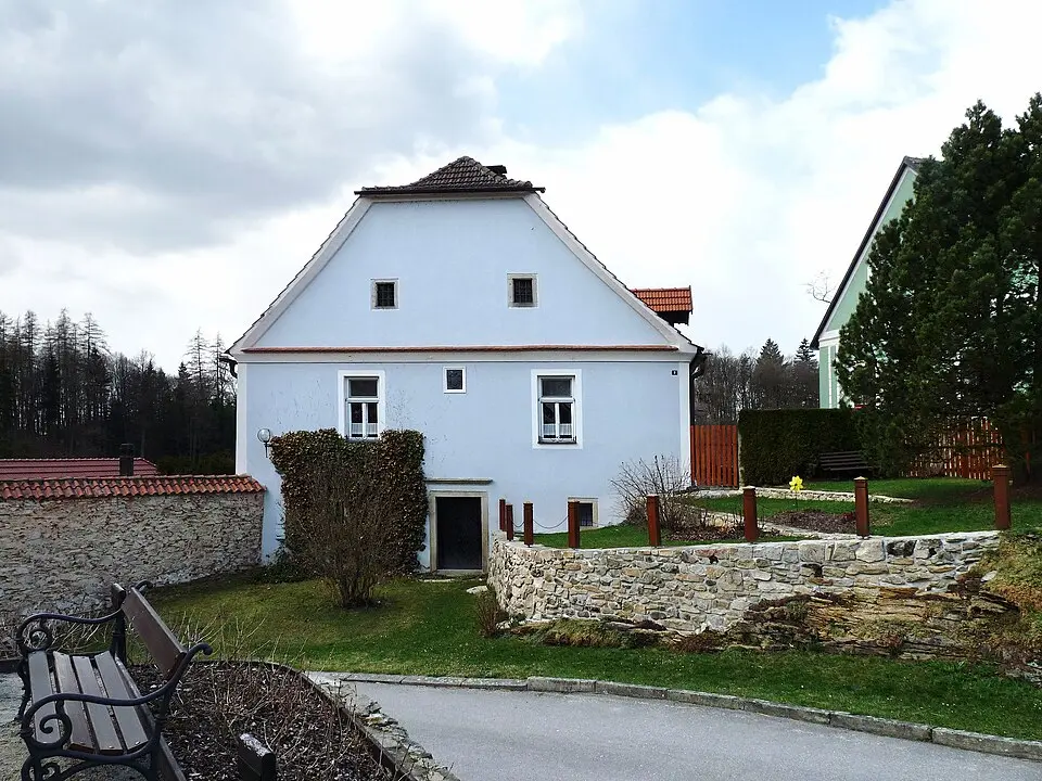 Červená Lhota