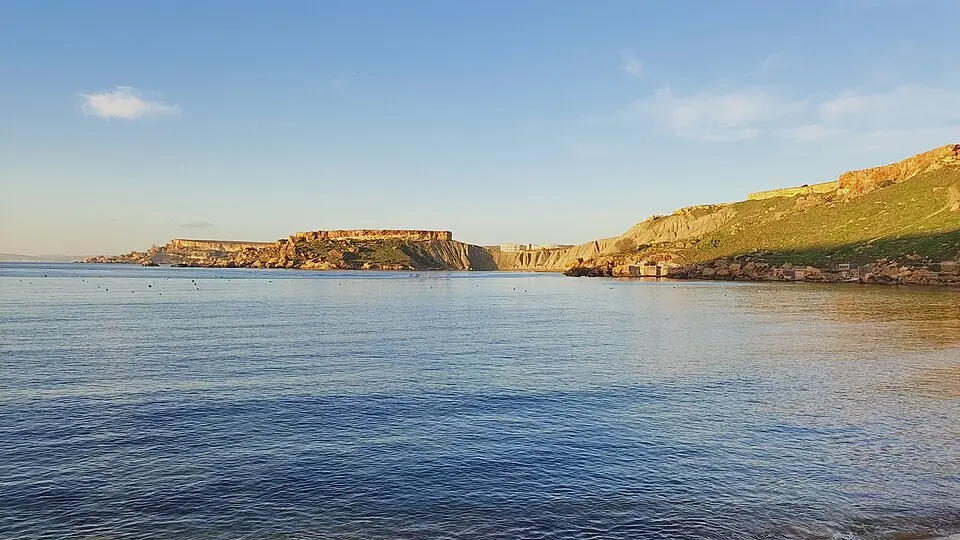 Il-Bajja tal-Ġnejna