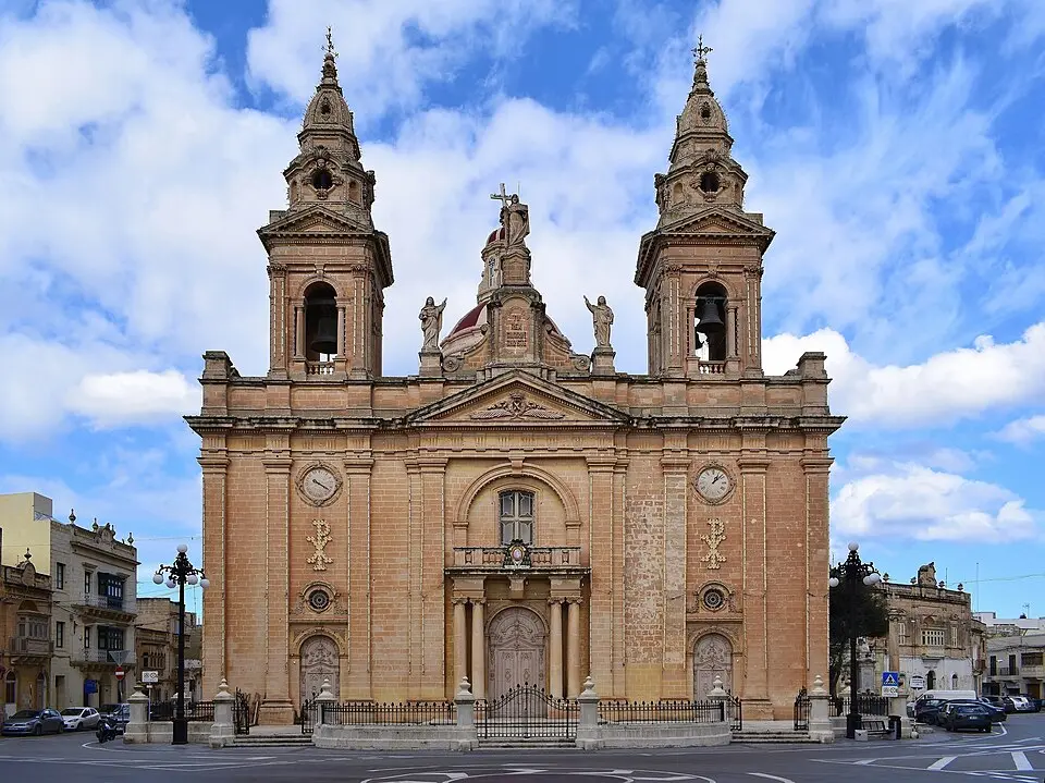 église paroissiale Saint-André de Luqa