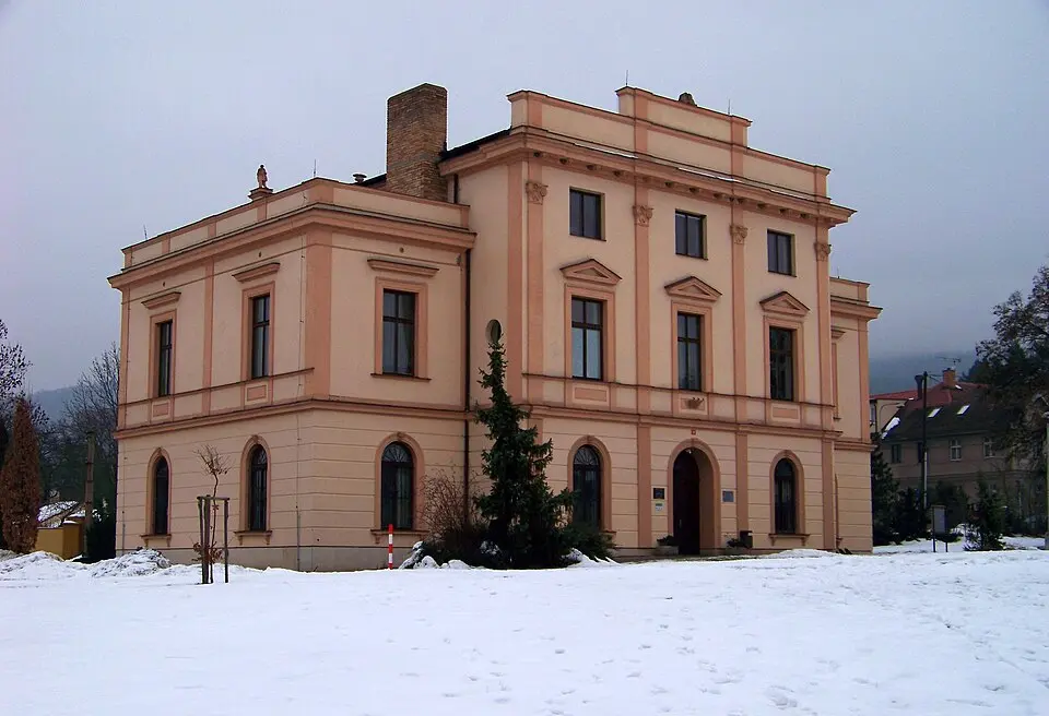 zámeček Řevnice