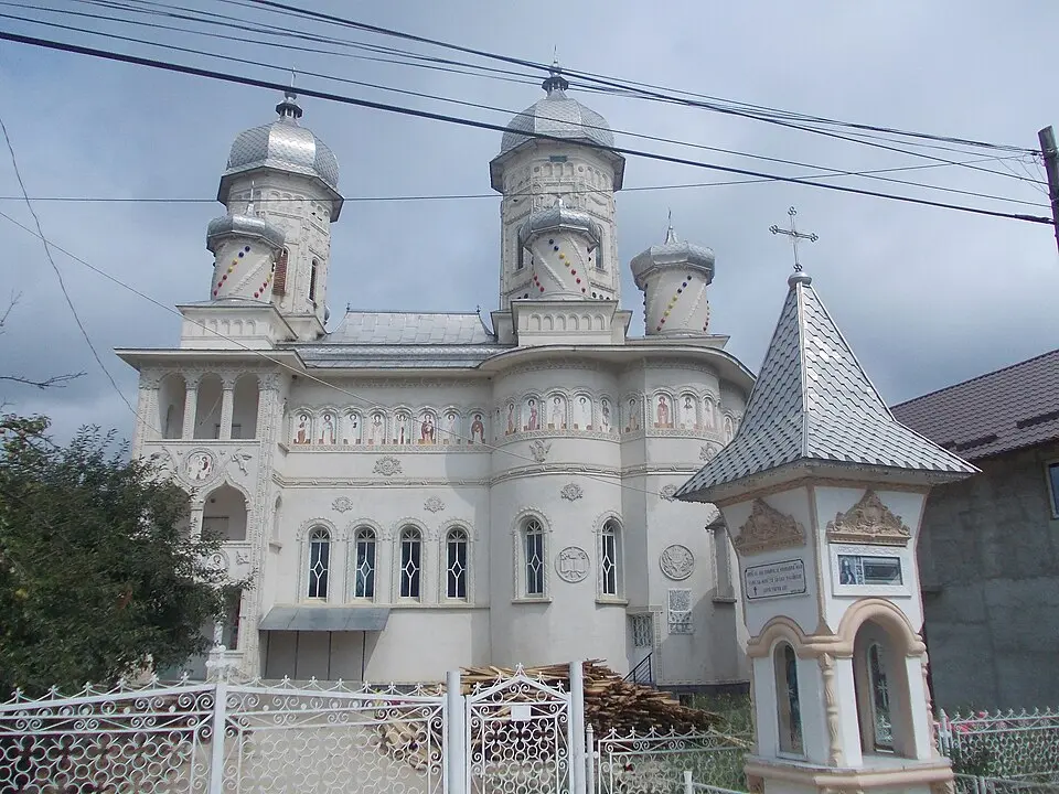 Țibucani