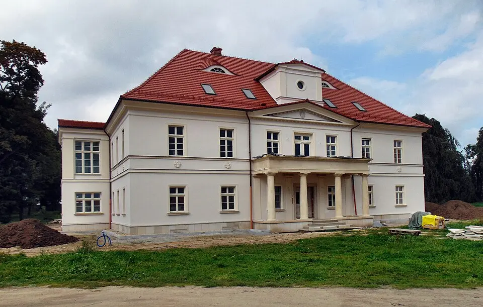 Pałac w Żelazowie