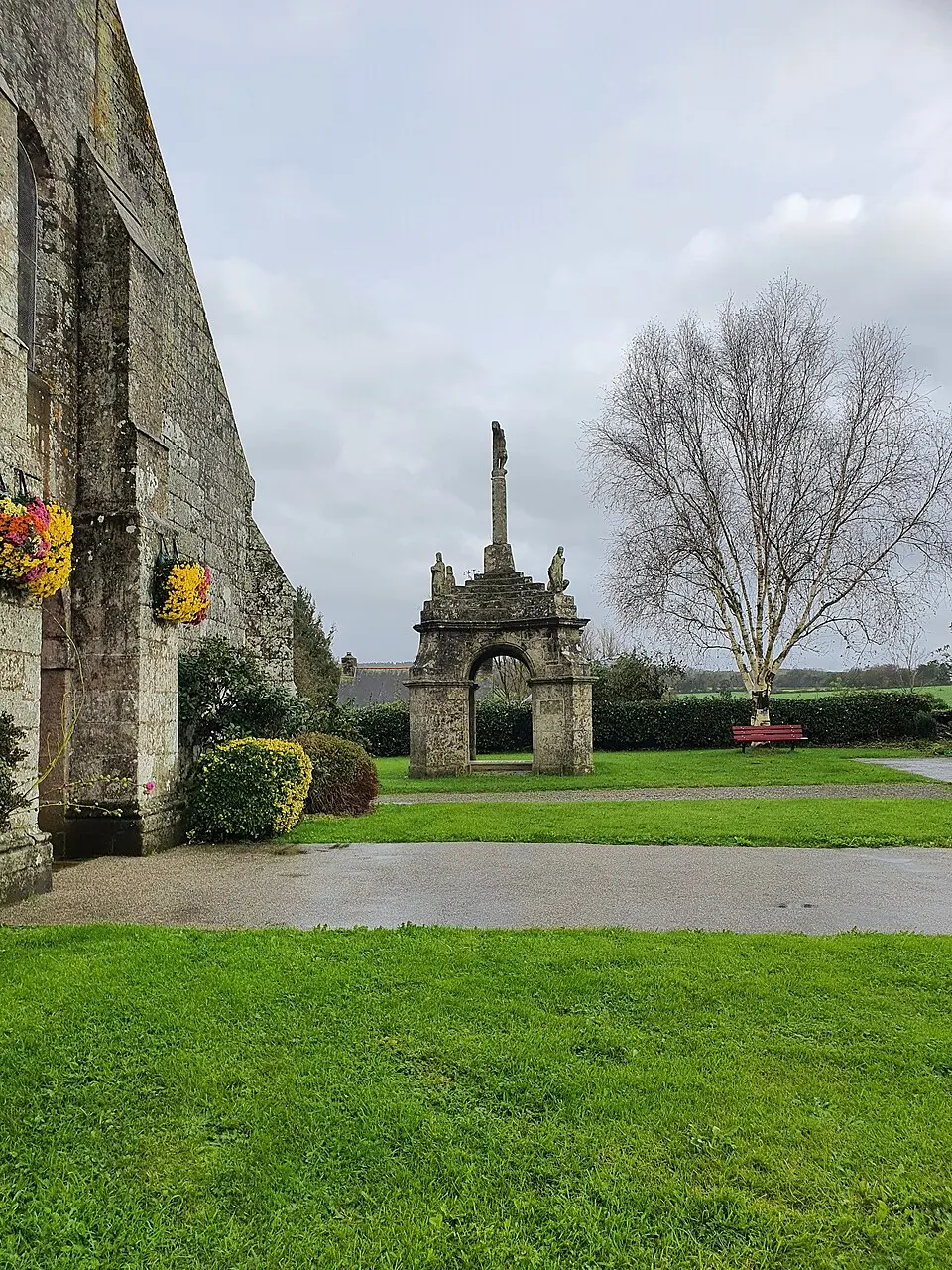 Calvaire monumental de Plévin