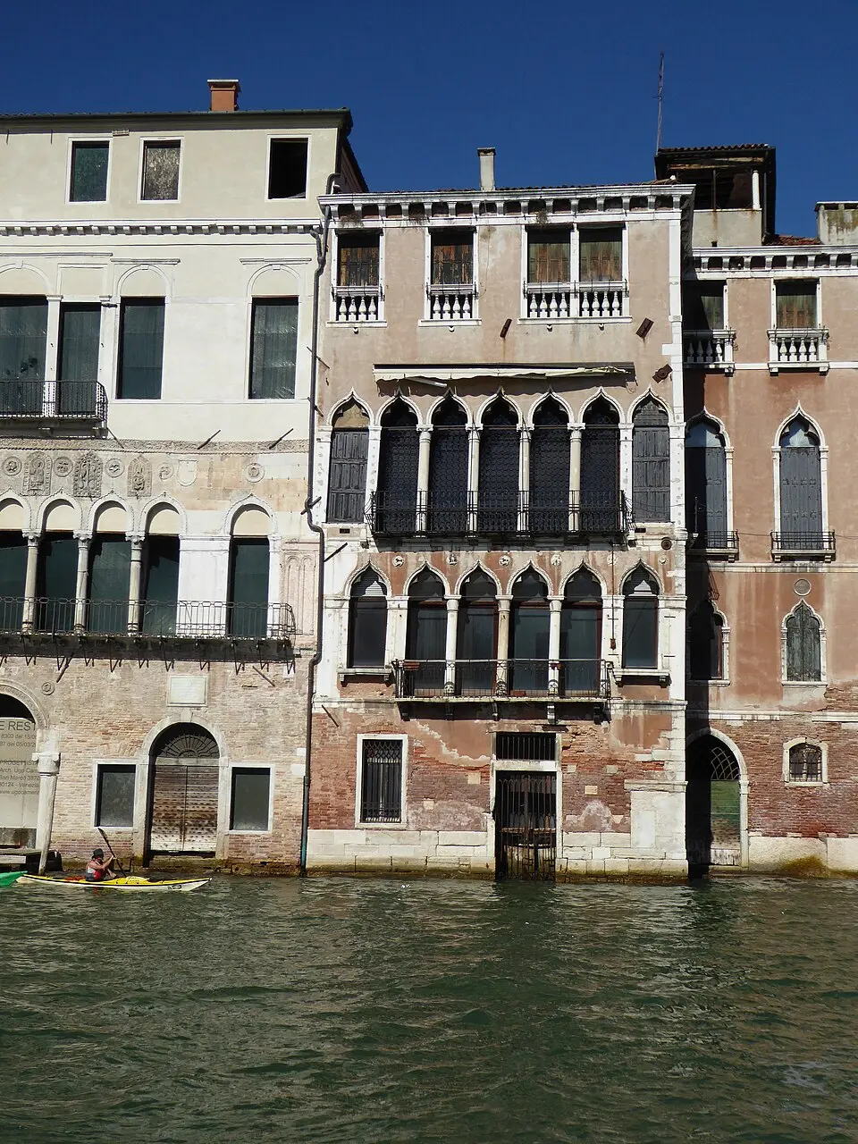 Palazzo und palazzetto Dolfin