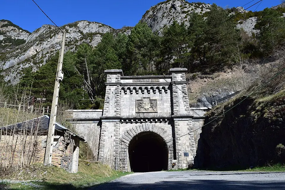 Túnel ferroviario de Somport