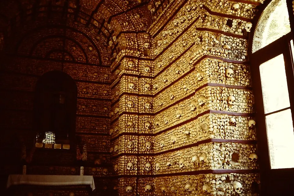 Capela dos Ossos