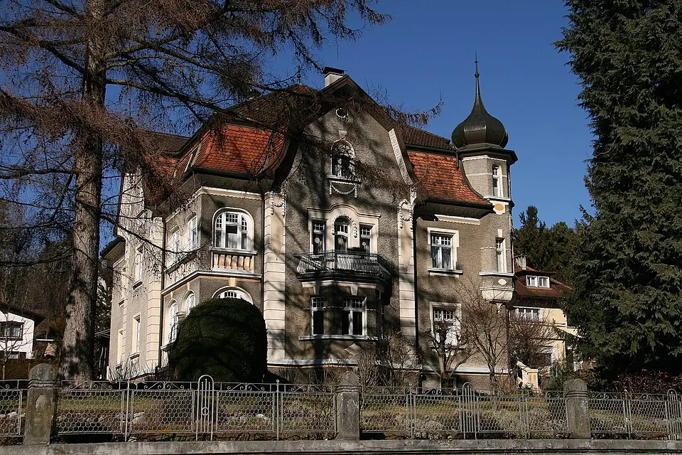 Villenanlage
